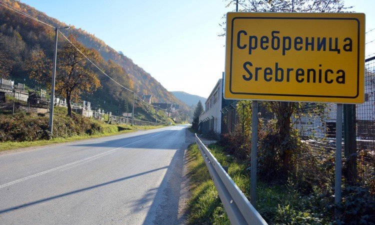 Породице несталих из Сребренице: Покоп неидентификованих остатака у Поточарима злоупотребa жртава